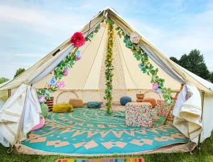 Yarvi Daylight 2 Seattle day use glamping canvas bell tent rental