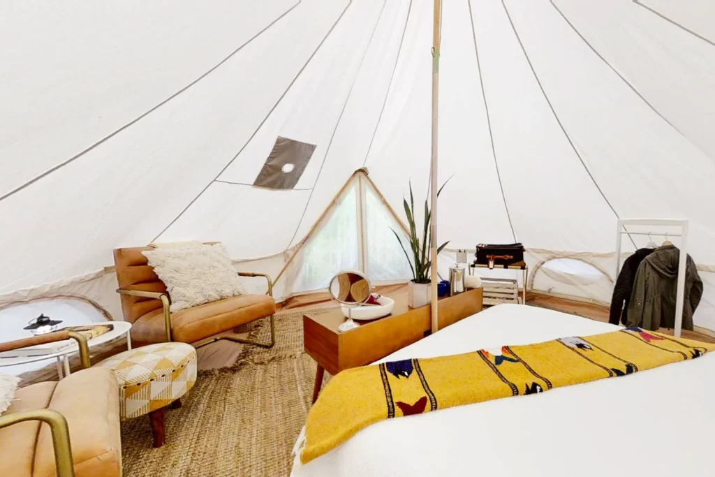 Seattle best canvas bell tent glamping ten rental